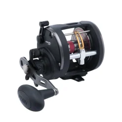 PENN Warfare™ Star Drag Level Wind Conventional Reel