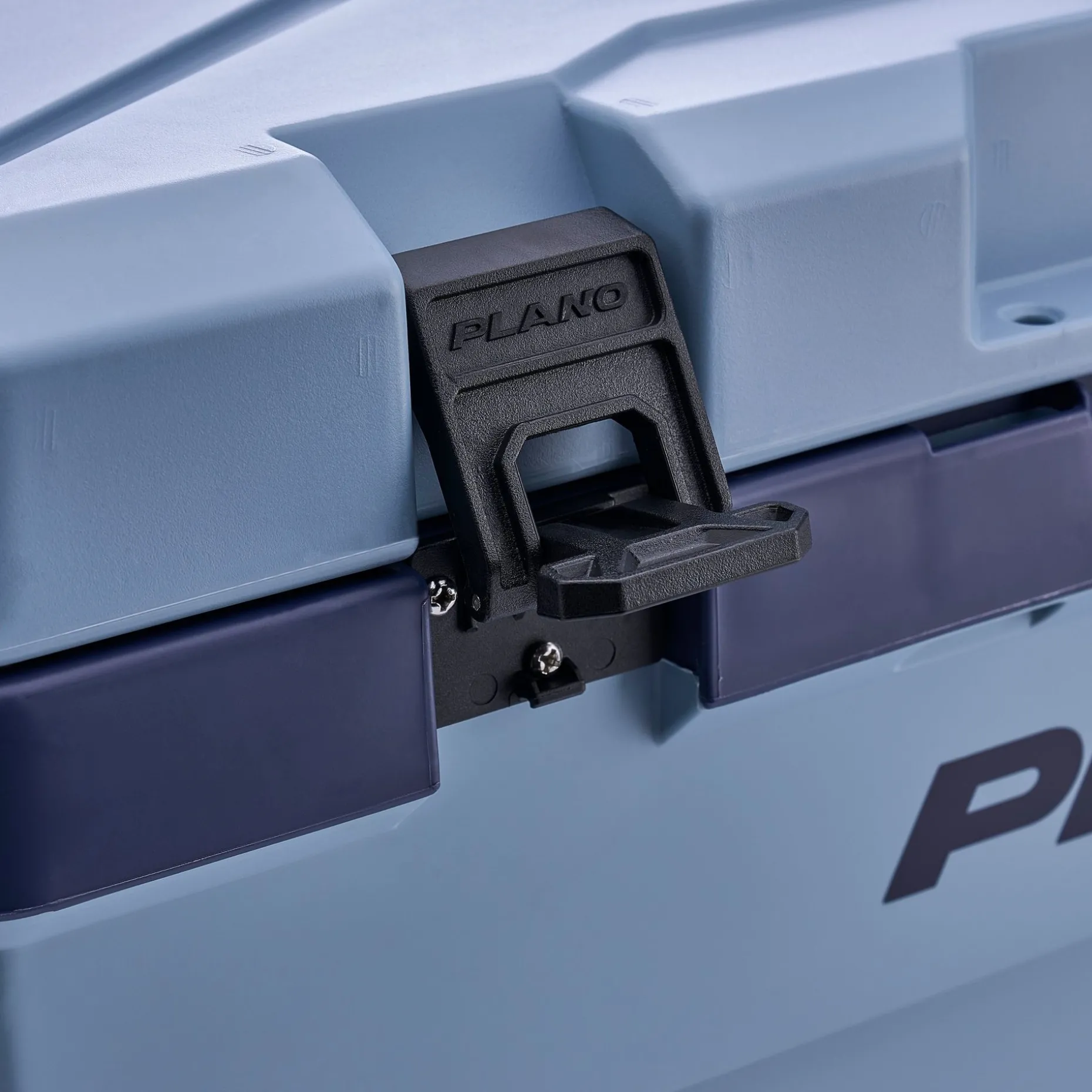 Plano Frost™ Cooler 32 Quart (30 L)