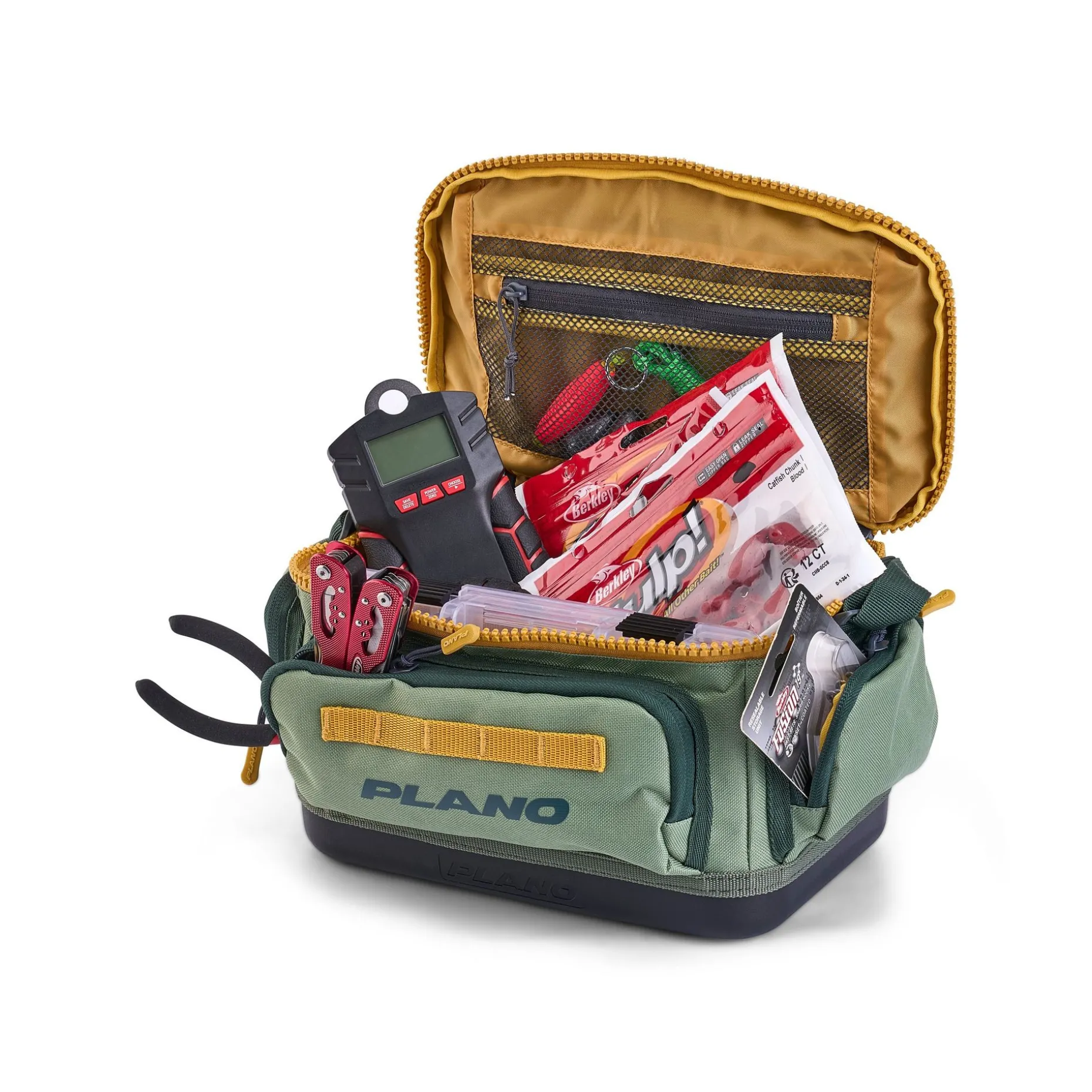 Plano Weekend™ Tackle Bag
