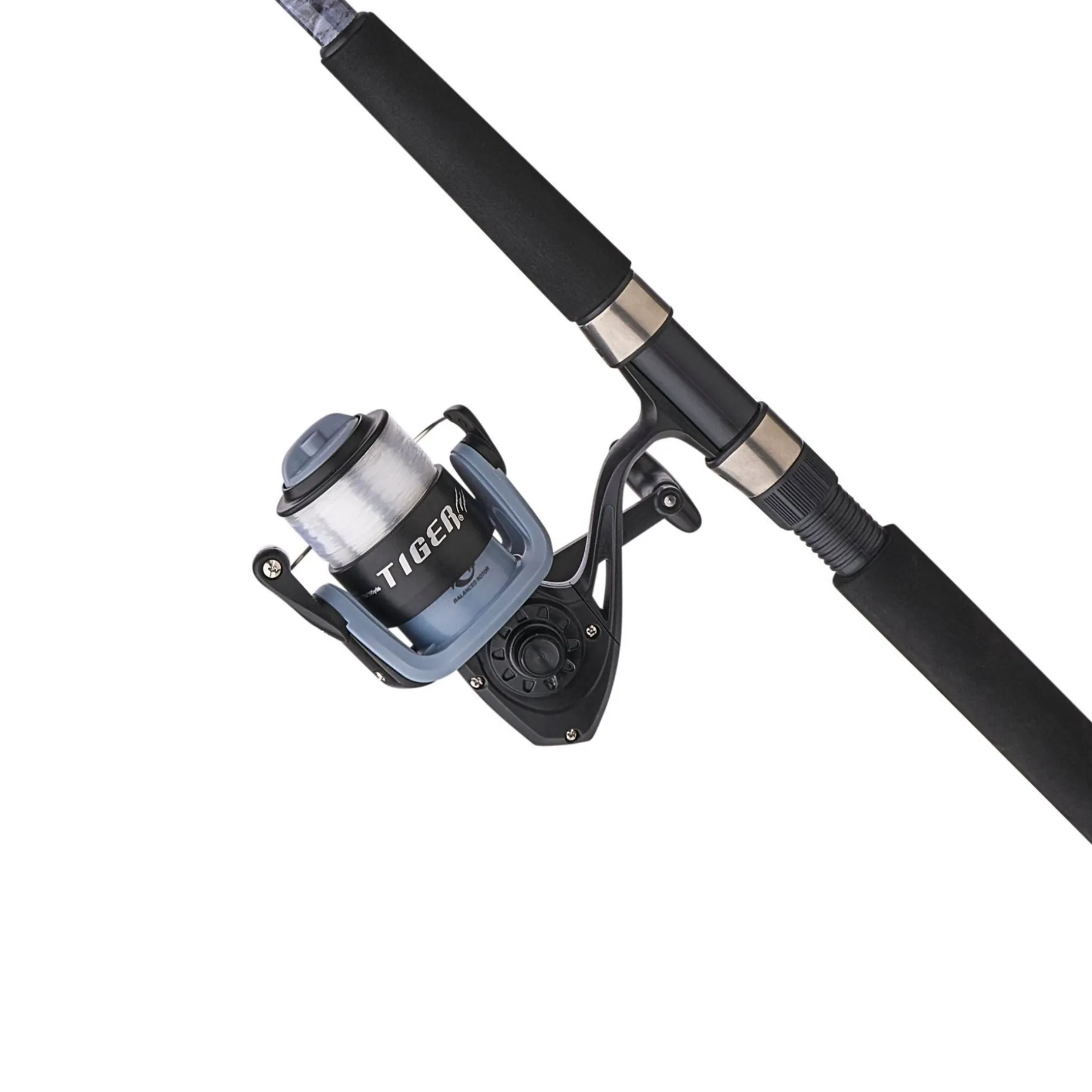 Shakespeare Tiger® Spinning Surf Mossy Oak Kit